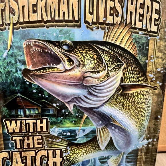 Buck Wear Fishing Sign “Catch of His Life” New - Picture 5 of 6